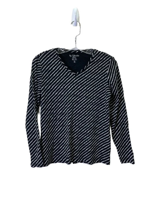 women's tops for those who want to invest in timeless piecesTop Long Sleeve By Chicos In Black & White, Size: S