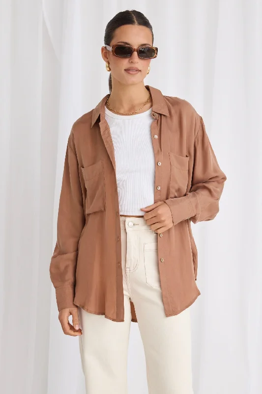 women's tops for those who want to stay on top of the latest fashion trends and wear pieces that are both stylish and on-trendTidal Mocha Luxury Blend Oversized Shirt