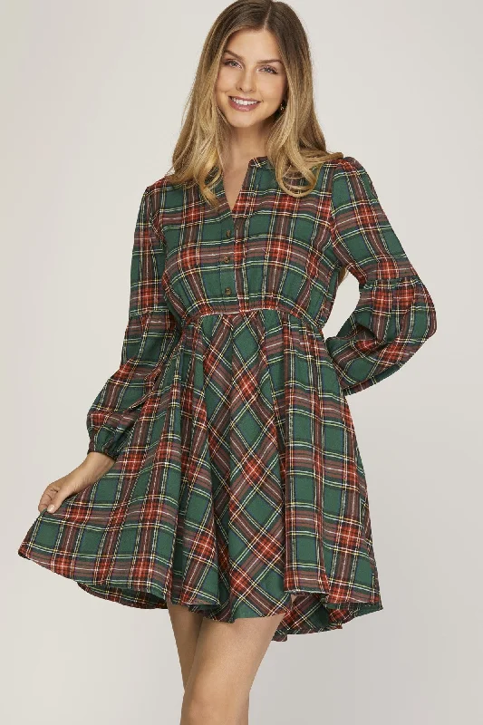 Crepe DressWinter Wishes Plaid Dress - Green